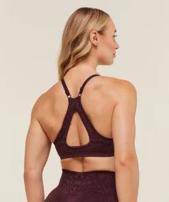 Adapt Animal Seamless Sports Bra