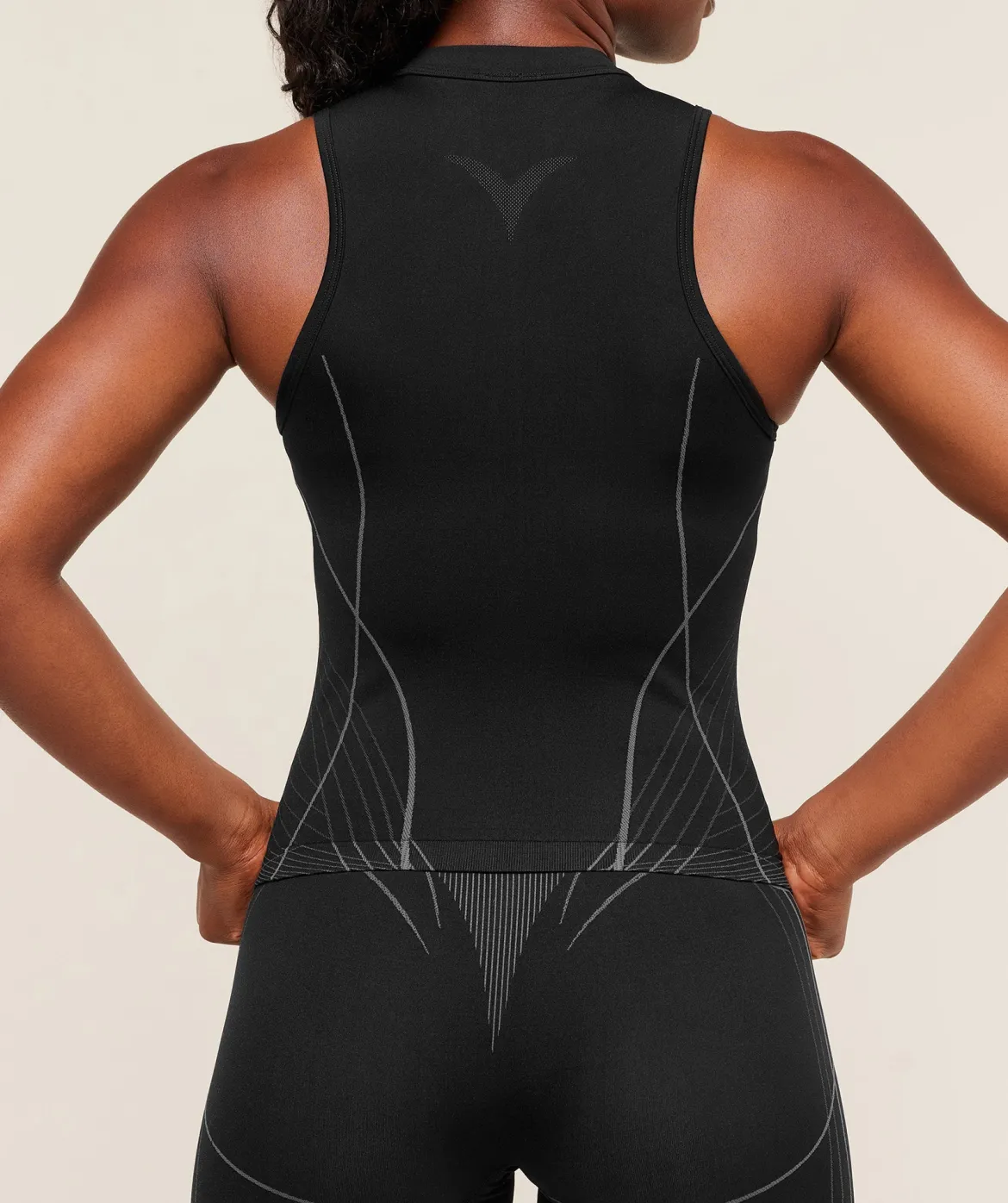 Apex Seamless Tank