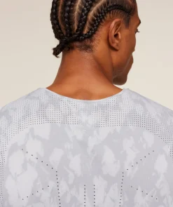 Distance Seamless Tank
