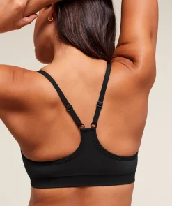 Everyday Seamless Racerback Sports Bra