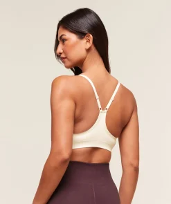 Everyday Seamless Racerback Sports Bra