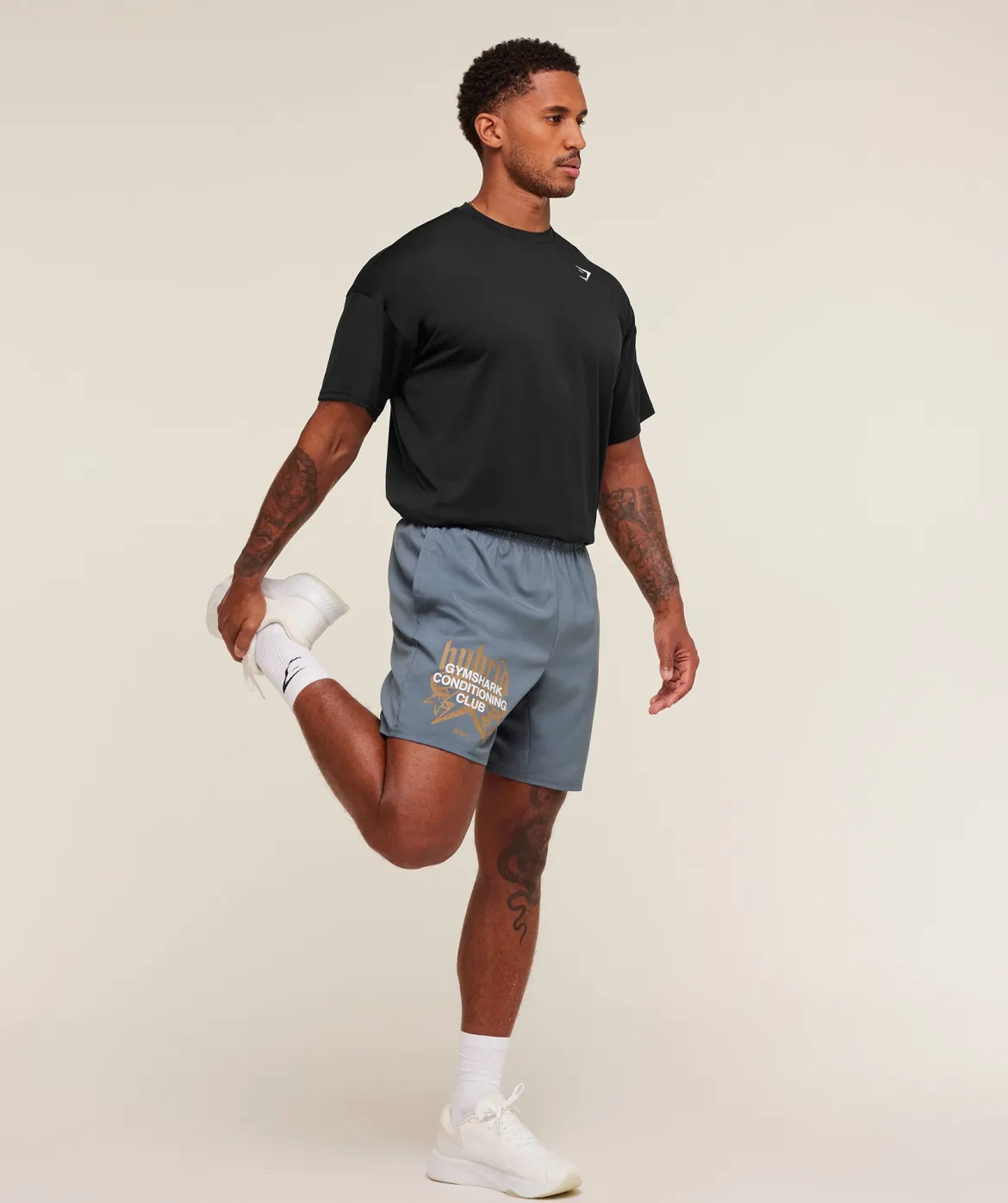 Hybrid Graphic 7" Shorts