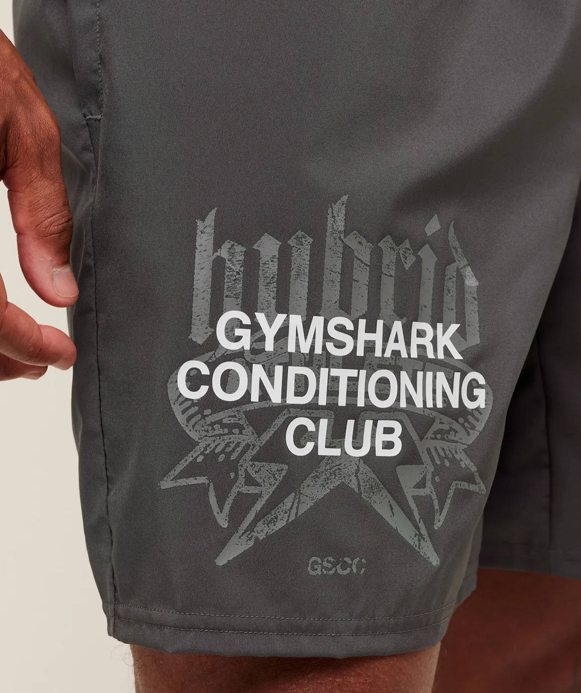 Hybrid Graphic 7" Shorts