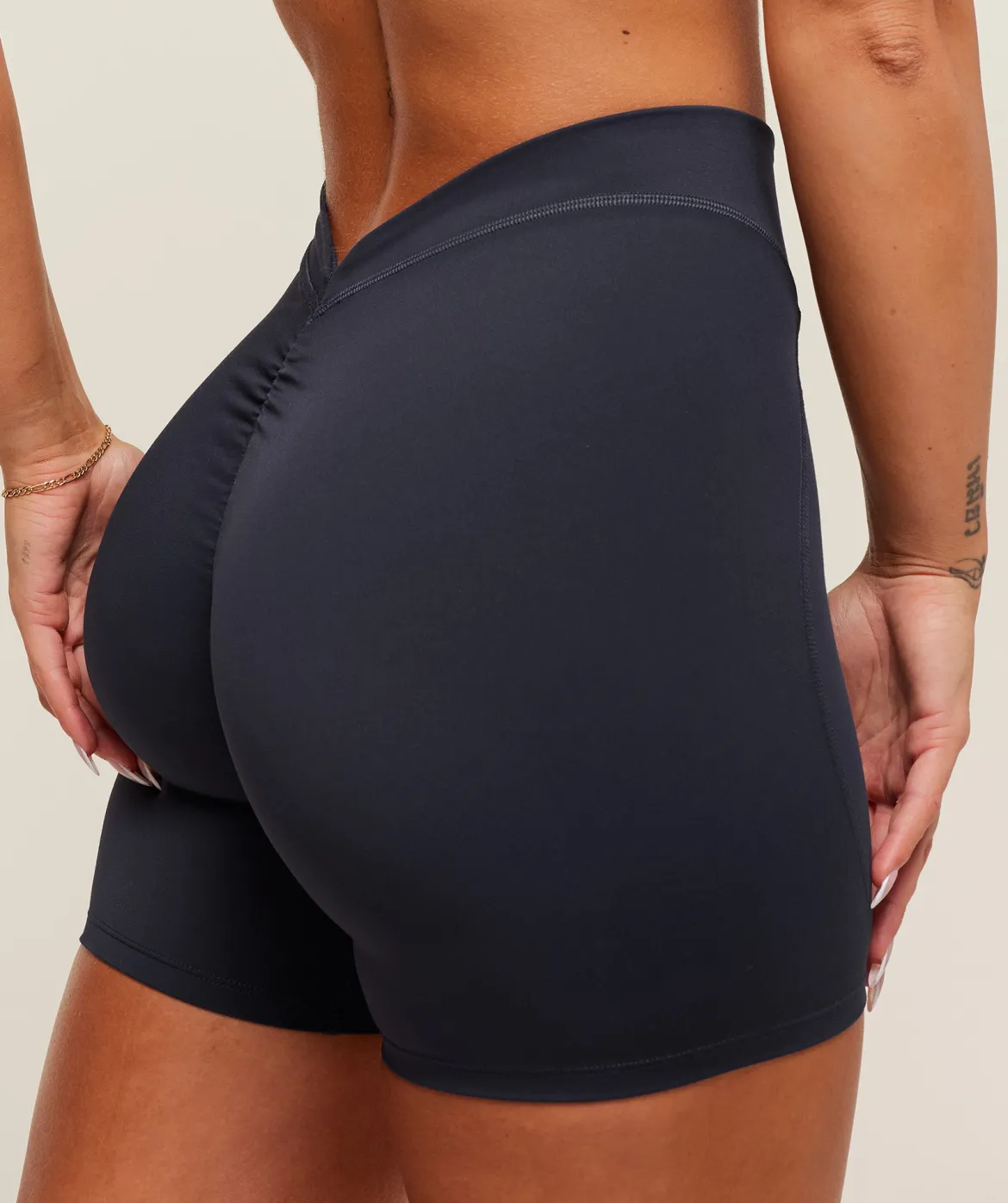 Lifting Dipped Waistband Shorts