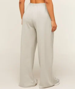 Lightweight Wide Leg Pant Short