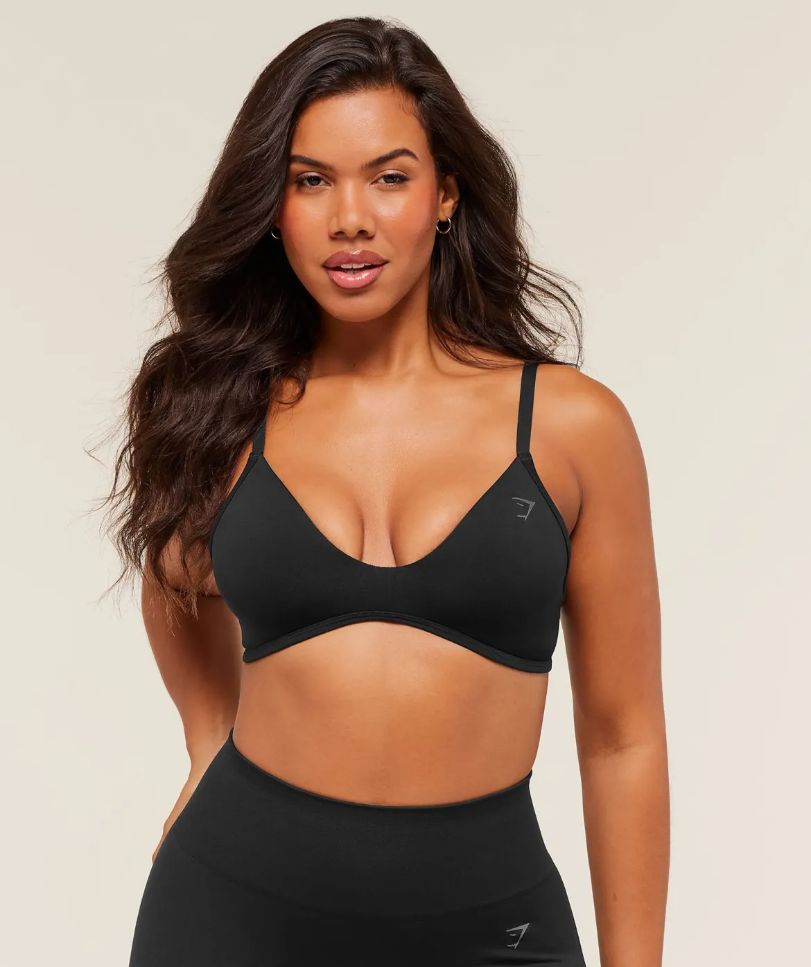 Soft Sculpt V-neck Sports Bra