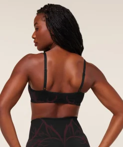 Storm Seamless Sports Bra