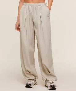 Weekend Lifestyle Parachute Pants